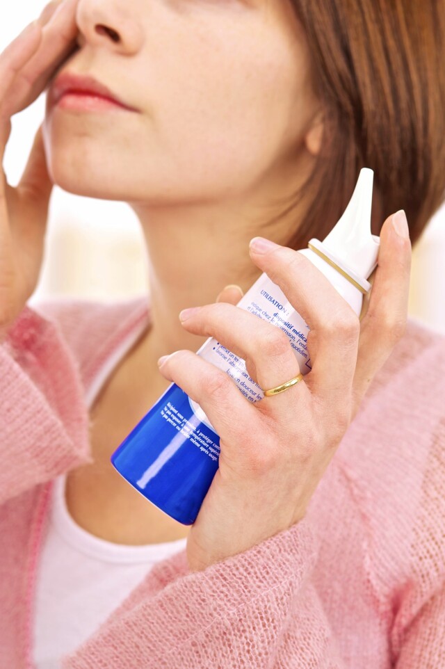 IKKE BRUK FOR MYE: Nesespray hjelper mot tette bihuler, men pass på at du ikke bruker det mer enn ti dager. Foto: NTB Scanpix IKKE BRUK FOR MYE: Nesespray hjelper mot tette bihuler, men pass på at du ikke bruker det mer enn ti dager. Foto: NTB Scanpix